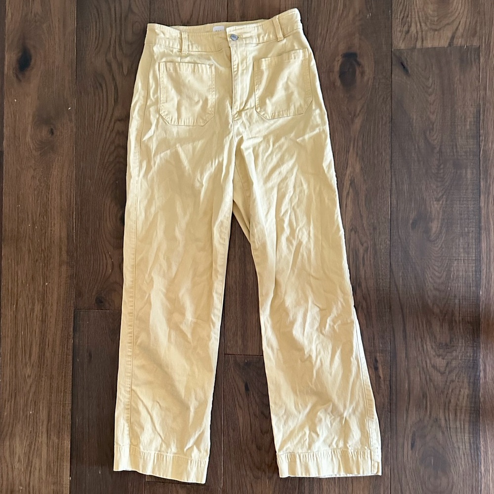 Women’s Gap Yellow Cute Pants